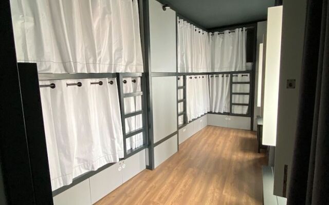 Villa Graça - Hostels and Apartments