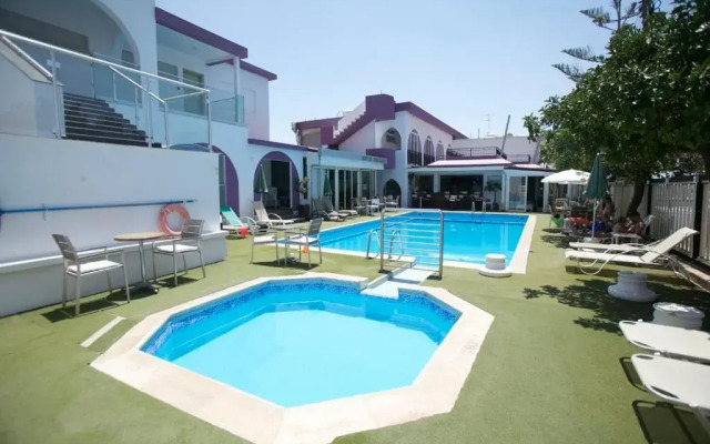 Neptune Hotel Apartments