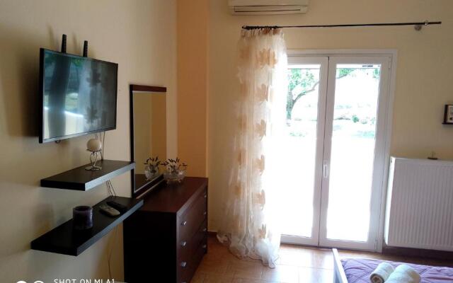 Summer Village House Popi