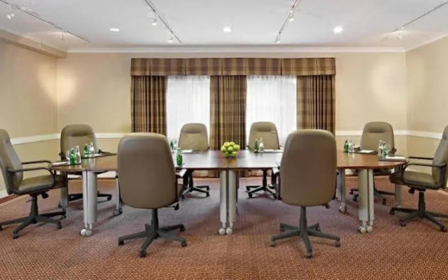 Radisson Hotel & Conference Center Canmore