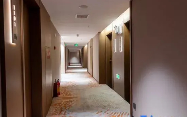 Wyndham Hotel