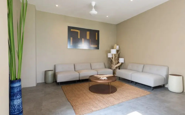 Villa Thansamaay