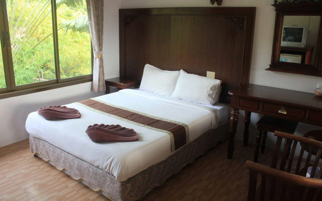 Chaweng Noi Resort