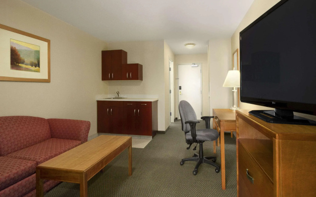 Days Inn Edmonton South