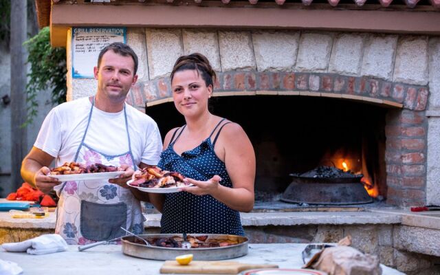 Apartments Sanic 518