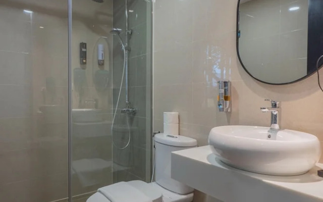 Sazi Hotel - Bui Thi Xuan
