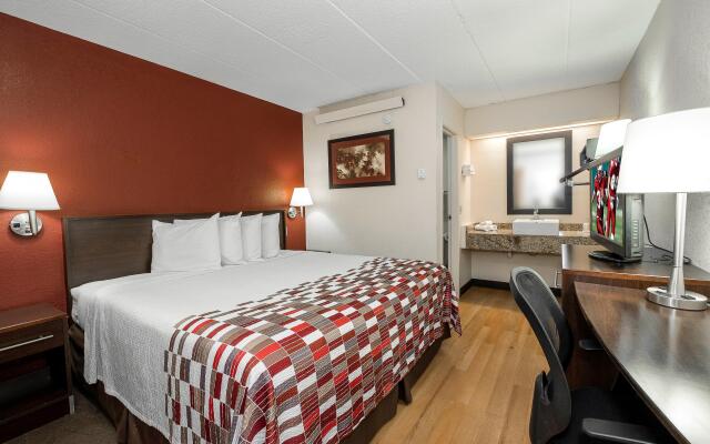 Travelodge by Wyndham Peoria