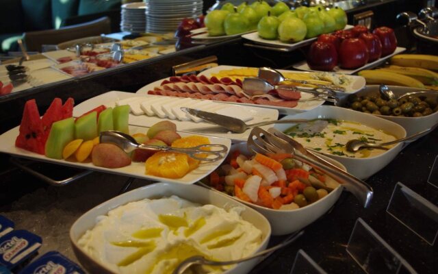 Crowne Plaza Tel Aviv Beach by IHG