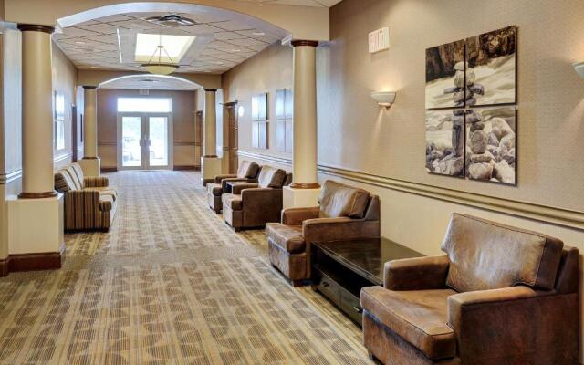 Lakeview Inns & Suites Fort Saskatchewan