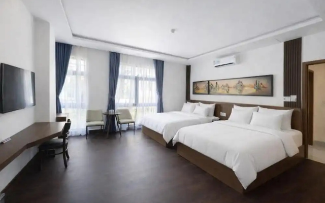 Huy Ngoc Hotel – Guest Rooms – Da Nang