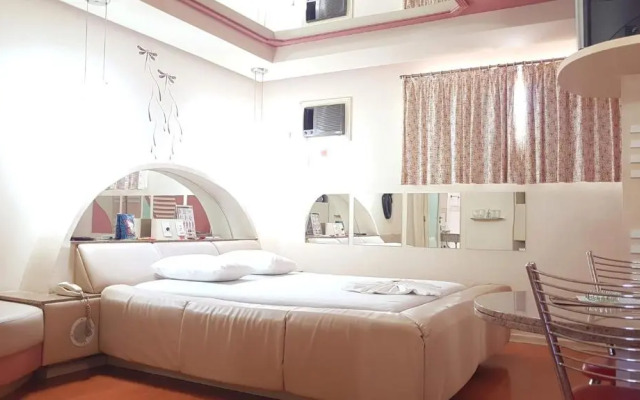 L'acqua Motel Express