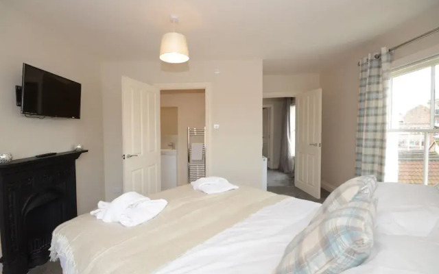Patrick's Pool City Centre House