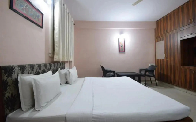 Shreenathji Inn by OYO Rooms