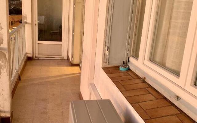 Superbe T3 séjour Marseille Clim 2 balcons Timone