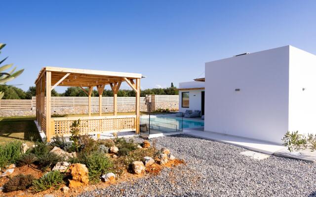 Sardines Luxury Villa 2