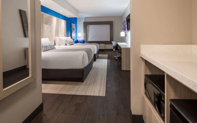 Best Western Premier Winnipeg East Inn & Suites