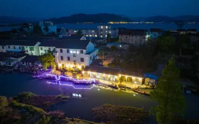 Huqinshe Inn