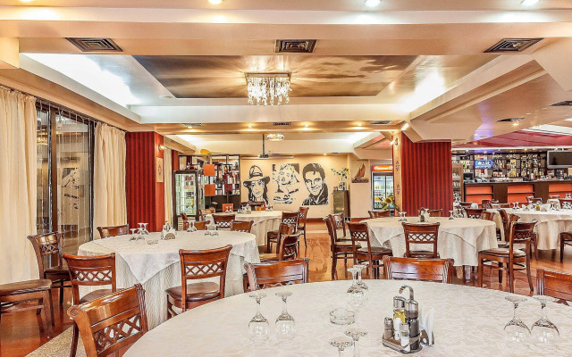 Lira Pacific Aparthotel