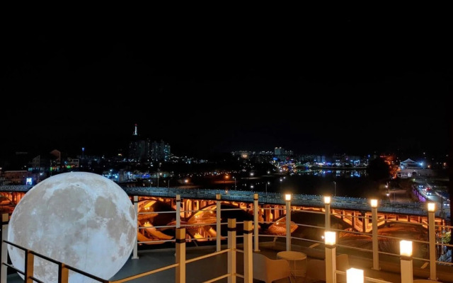 Jinju Hotel The Cloud