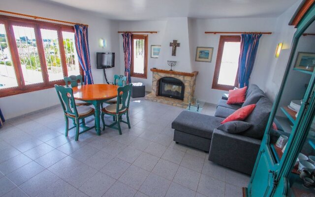 Buenavista - holiday home with private swimming pool in Benissa