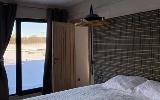 White Mare на Петроградской (Вайт Маре)