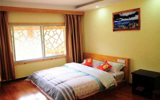 Qingfengge Hostel