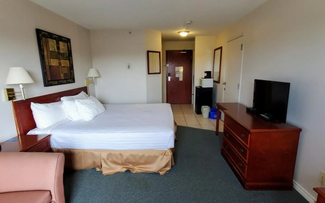 Travelodge by Wyndham Stony Plain