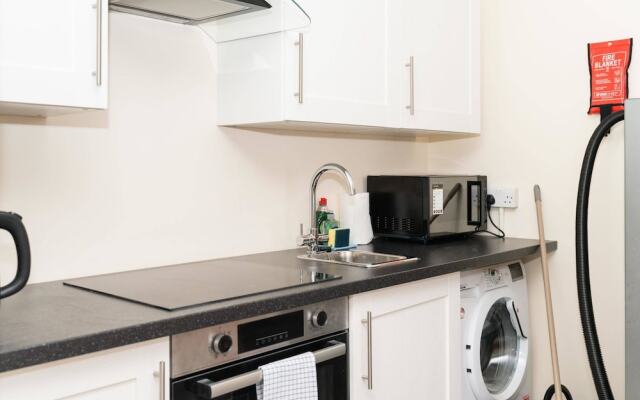 Brilliantly Located 2BD Flat Heart of Edinburgh!