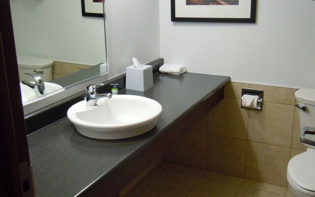 Four Points by Sheraton Edmundston Hotel & Conference Center