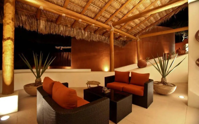 Costa Baja Resort & Spa
