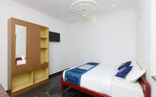 The Orient Hotel by OYO Rooms