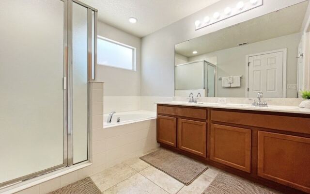 American Dream 6 Bedroom Home by RedAwning