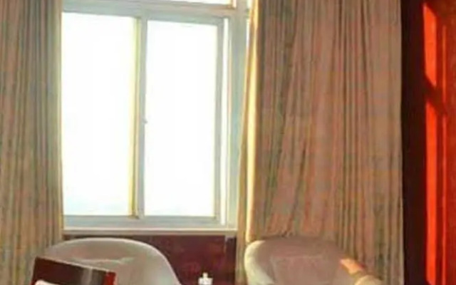 Wuhan Jingyin Hotel