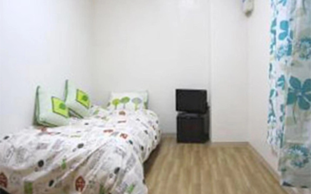Women's Guest House Fukutomi – Guest Rooms – Naha
