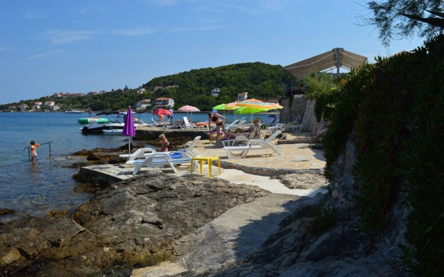 Davor - 20m From sea - A1