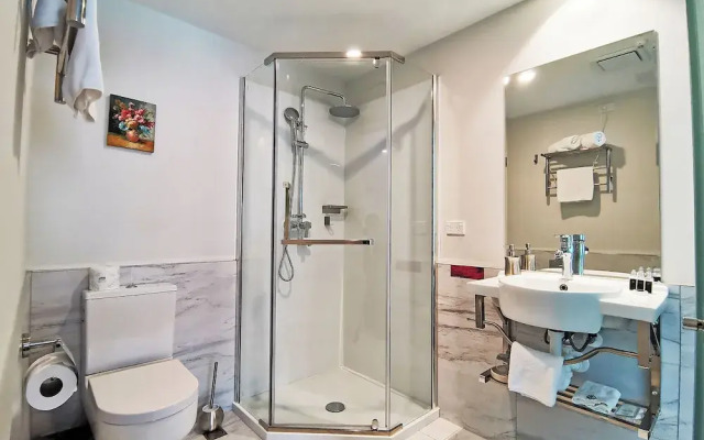 The Salisbury Business Class