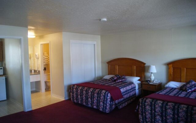 Travelers Motel