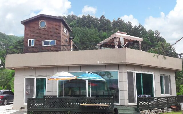 Jinan Yongdam dam Haneul Pension