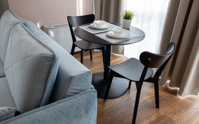 B85 Suites