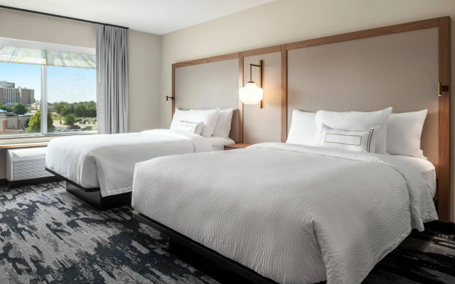 Fairfield Inn & Suites by Marriott Milwaukee West