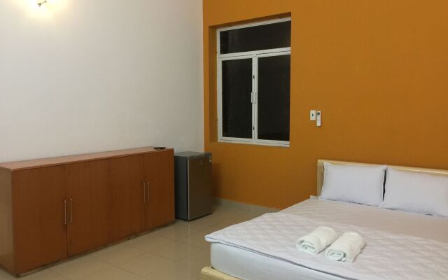 Sakura Cholon Hostel