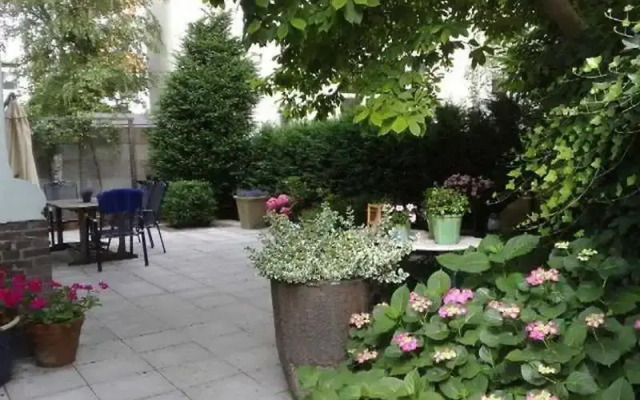 Villa Cornelia Apart.