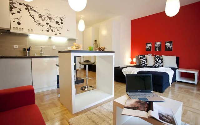 Boutique Apartments 360