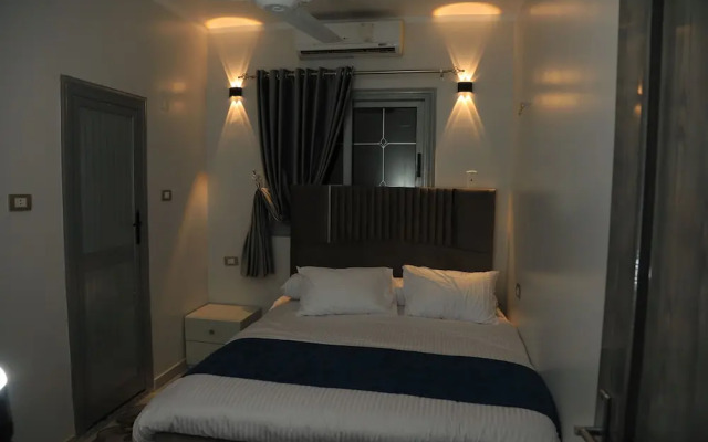 crystala guest house