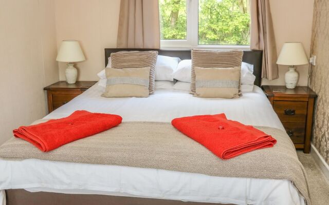 Quakerfield Lodge