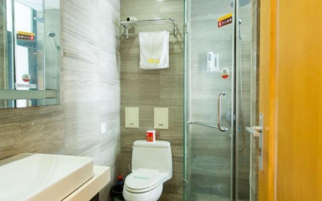 Sanya Sea View Holiday Apartment