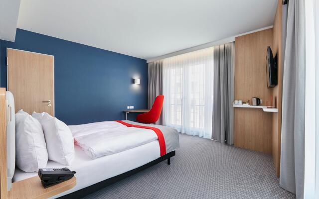 Holiday Inn Express Berlin - Alexanderplatz, an IHG Hotel