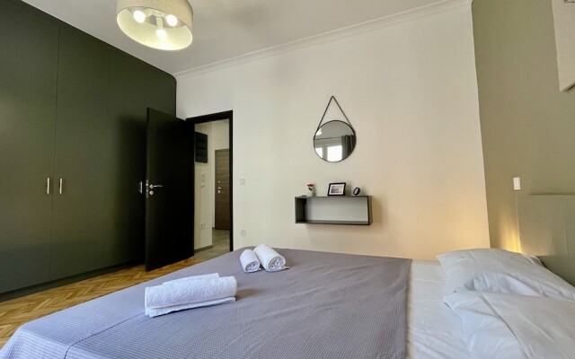 Amazing apt. close to cultural sites