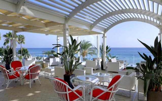 Sunrise Beach Hotel