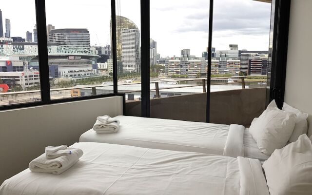 Docklands 1201p 2bed 1bath Water View